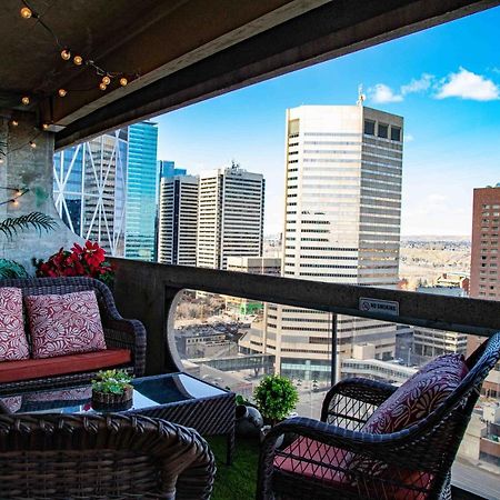 Calgary Downtown Center Condo With Free Parking Kültér fotó