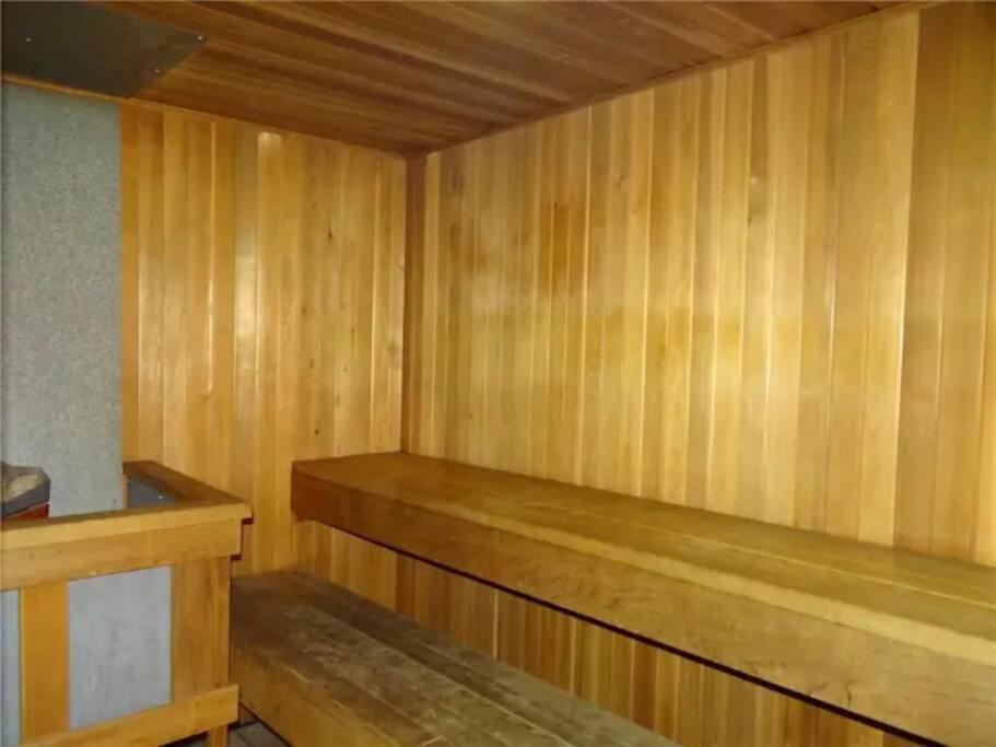 Calgary Downtown Center Condo With Free Parking Kültér fotó